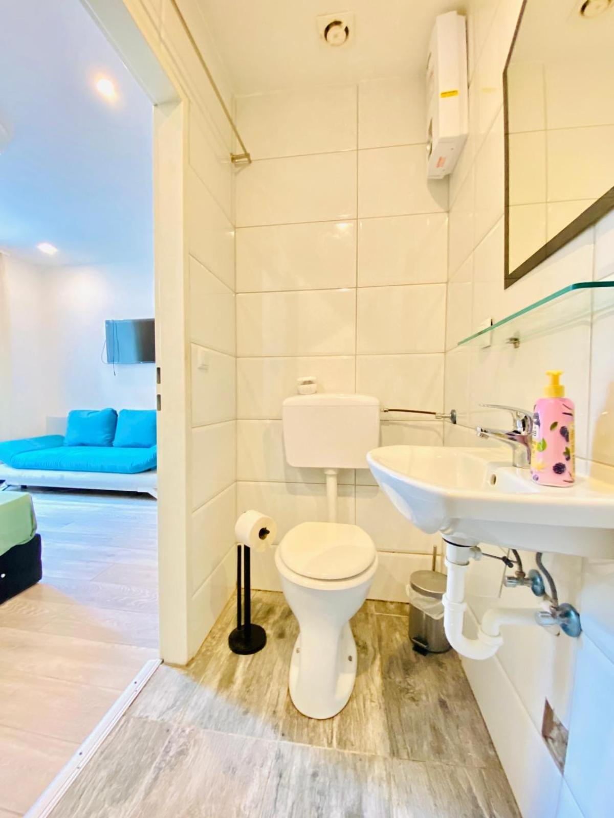 Cute 1Br Apt - 10 Mins Walk From Downtown 维也纳 外观 照片