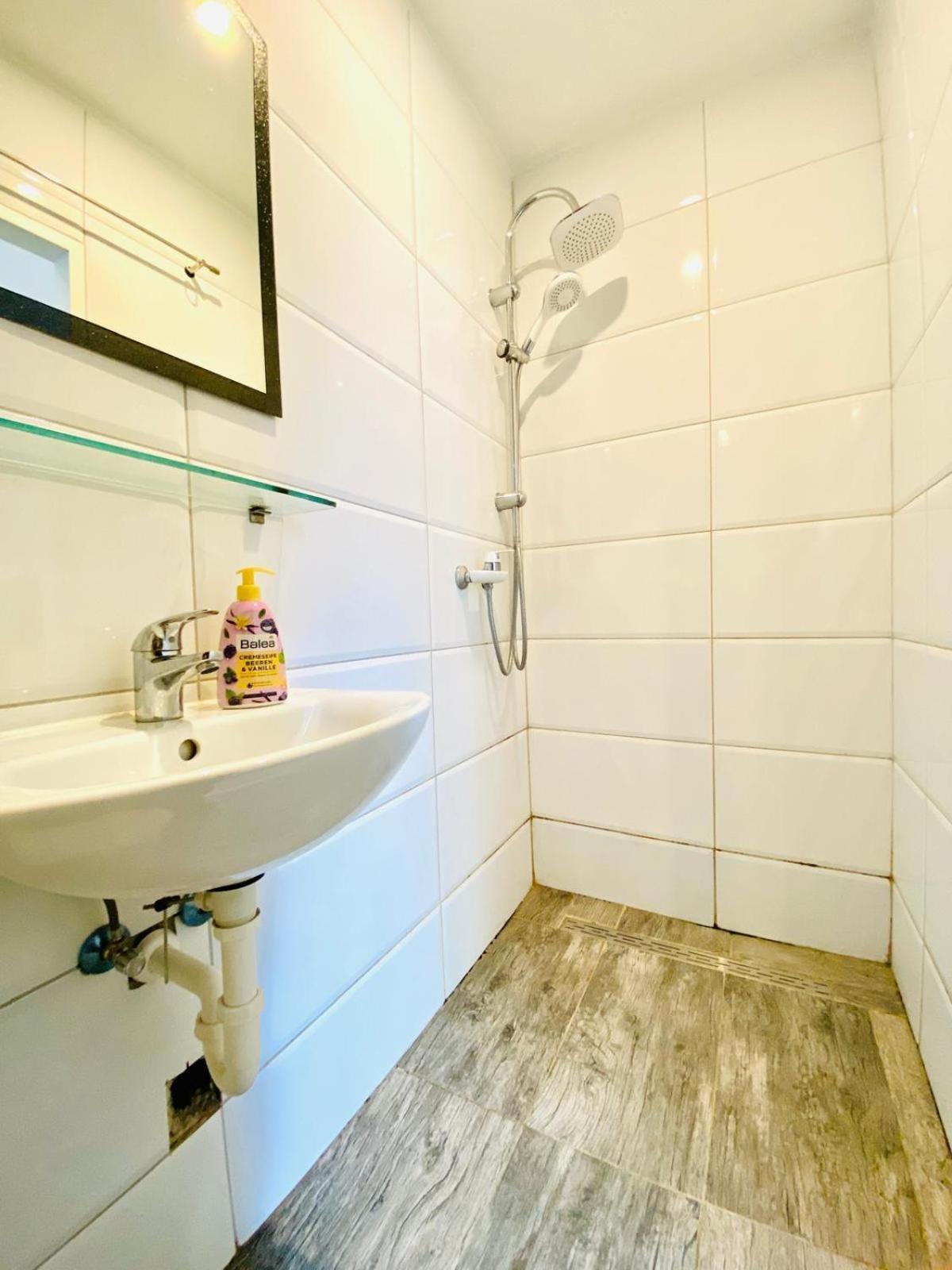 Cute 1Br Apt - 10 Mins Walk From Downtown 维也纳 外观 照片